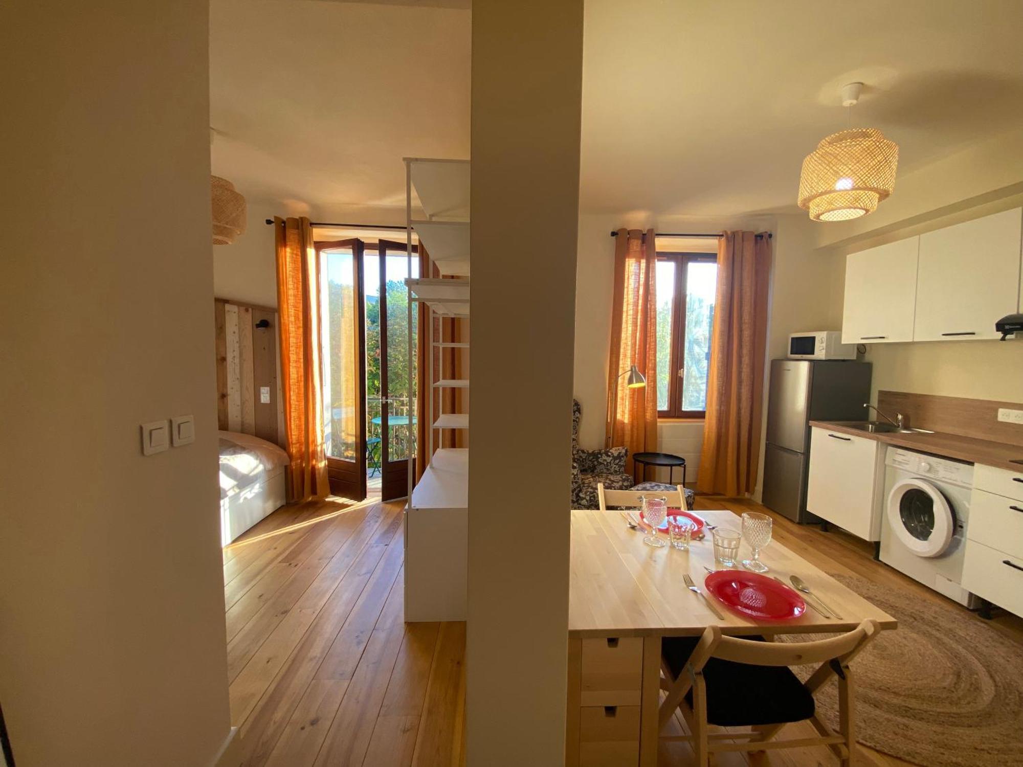 T2 Cocon Avec Balcon Et Parking Lejlighed La Roche-sur-Foron Eksteriør billede
