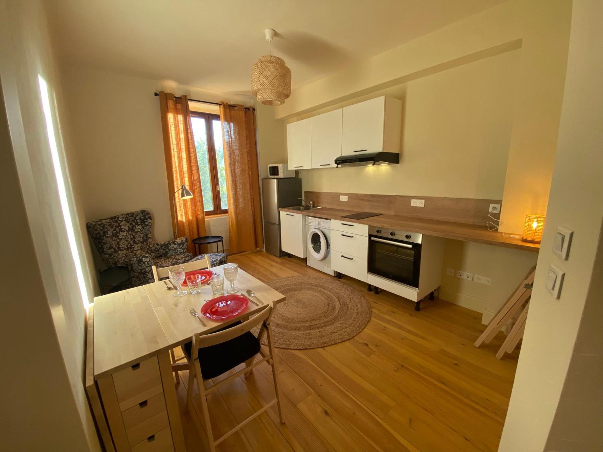 T2 Cocon Avec Balcon Et Parking Lejlighed La Roche-sur-Foron Eksteriør billede