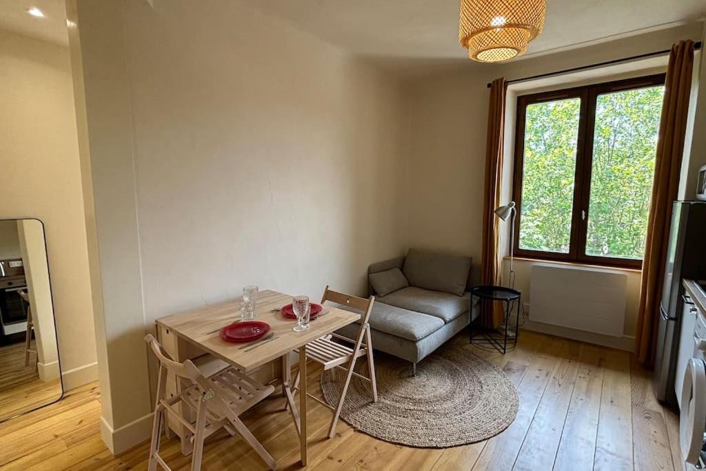 T2 Cocon Avec Balcon Et Parking Lejlighed La Roche-sur-Foron Eksteriør billede